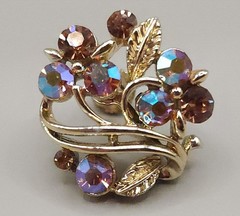 Vintage Lisner Signed Aurora Borealis AB Rhinestone Flower Earrings Screw-Back