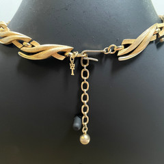 Vintage Crown Trifari Brushed Gold Tone Link Design Leaf Adjustable Necklace 14″