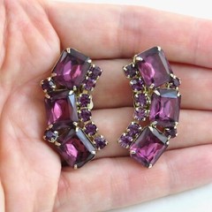 Vintage Rhinestone Clamper Bracelet Clip On Earrings Set Purple Rhinestones