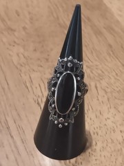 Vtg 925 SETA black Onyx Marcasite Ring Size 5.75