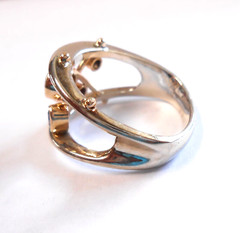 Fabulous 14K White & Yellow Gold Free Form Sapphire Gem Set Ring Size 7.5
