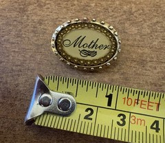 VINTAGE Maximal Art Signed “MOTHER” Oval Pearl Gold Tone Pin!!