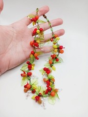 READ Vintage Italian Glass Fruit red bird leaf Salad cardinal green Necklace