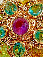 Vintage Monet Glamorous Victorian Style Gold Fashion Brooch