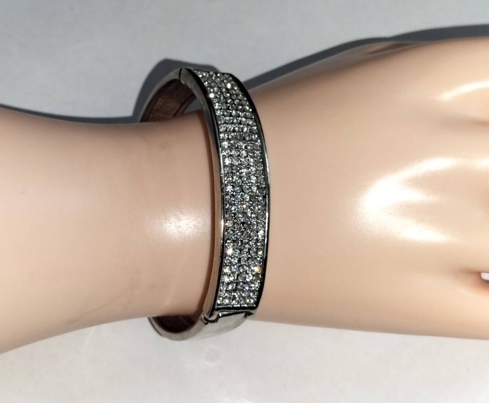 Vintage Silver Tone Hinged Bangle Embellished with Pavé Crystals 62 mm