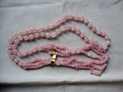 VINTAGE HANDMADE IRREGULAR ROSE QUARTZ 8mm ROSE QUARTZ 29″ ENDLESS BEAD NECKLACE