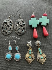 Lot Of 4 Pairs Southwestern-style Vintage Dangle Pierced Earrings Estate Jewelry