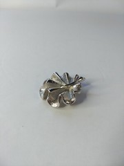 Sarah Coventry Silver Tone Rolling Leaf Pin Brooch Vintage Glam Nature