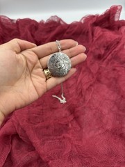 Vintage Floral Round Locket Sterling Silver Necklace 22.5”