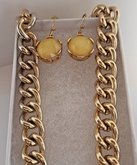 Vintage Yellow Stones & Gold-Toned Chunky Chain Statement Necklace & Earring Set