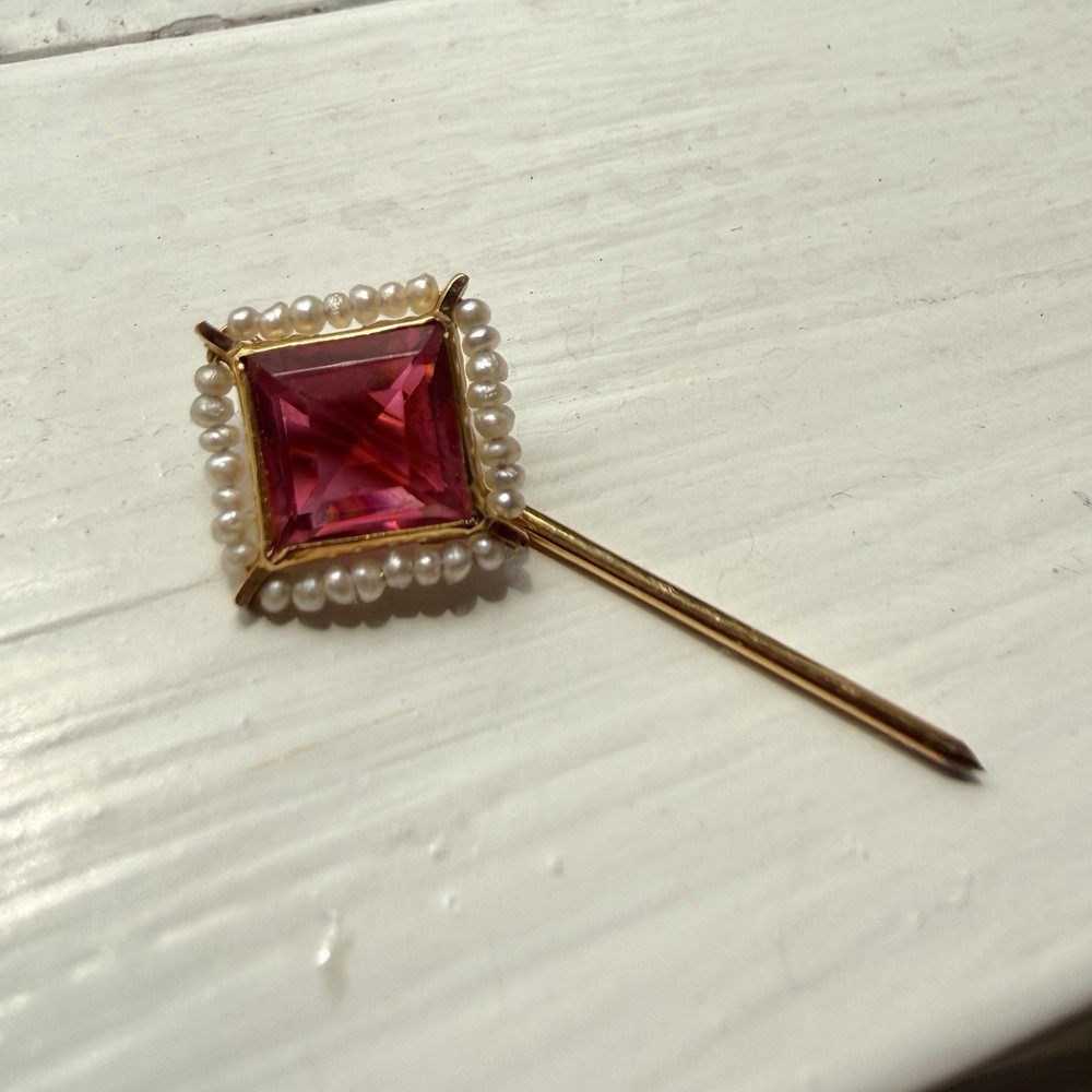 Antique Edwardian Marathon Co 10k Yellow Gold Stick Pin Ruby Glass Seed Pearl