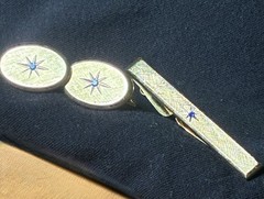 Vintage 1971 Avon Gold Tone Starburst Cufflinks Tie Bar Clip Set Blue Rhinestone