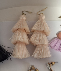 Lot of 5 Pairs Vintage Unbranded & 2 Branded Tassel Fashion Pierced Earrings
