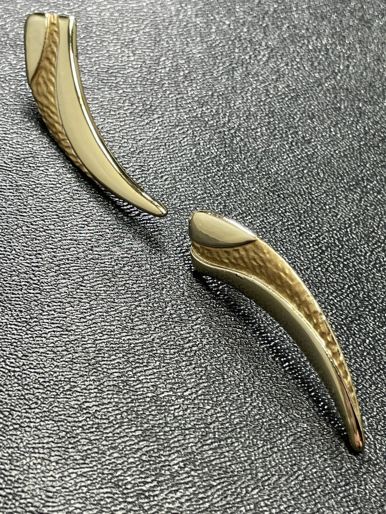 Vintage 1.8” Textured Gold Tone Abstract Drop Earrings