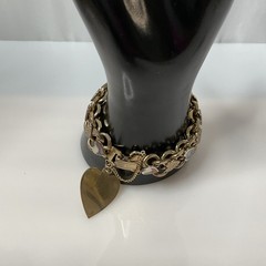 Vintage Gold Tone Chunky Heart Link Bracelet Textured Fold Over Clasp Charm 6.75