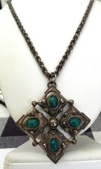 VINTAGE GERMANY LARGE GREEN CABOCHONS ORNATE CROSS PENDANT THICK CHAIN NECKLACE