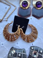 Vintage Pierced, Hoop, Drop Earrings Lot (10) Stars, Flowers, Rings
