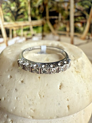 Ladies ESTATE Platinum NATURAL Round Diamond Band Ring