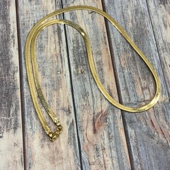 Vintage classic unisex slinky gold tone herringbone chain necklace