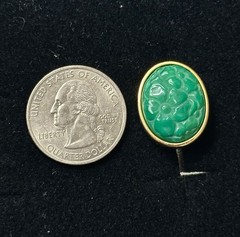 Green Peking Molded Jade Color Glass Oval Flower Gold Tone Clip 21mm Earrings