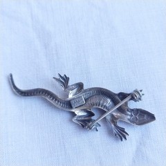 Beau Sterling Silver Reptile/ Lizard Brooch 2 1/4″