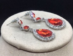 Vintage Silver Tone Costume Red Plastic Stone & Rhinestone Drop Earrings E836