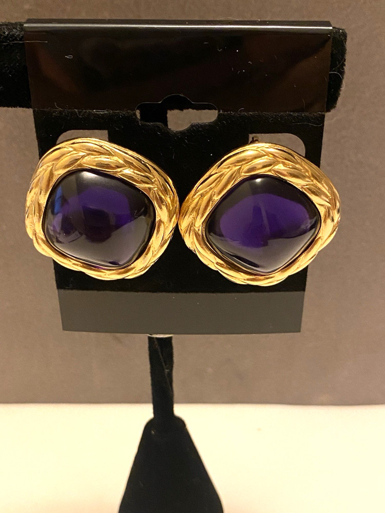 Vintage TriffariGold Tone Clip Earrings Signed Faux Amethyst Cabochon 1 1/4