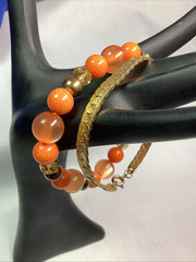 Lot 2 Expandable Coral Color Beads & Gold Tone Snakeskin Weave Bracelet L36