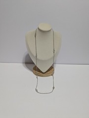 Avon Silver Tone Cable Link Necklace. Stationed Clear Faceted Acrylic Beads 29″