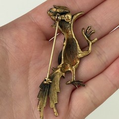 Vintage Road Runner Bird Brooch Pin Silver & Gold Tone Green Eyed