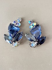 Vintage Verified JULIANA Blue Glass Pie Cut Bracelet, Brooch & Earring Set