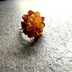 Unique cognac Whole Stone natural Amber Ring 2.45g