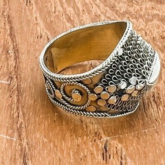 1970s Vintage Brass Boho Hippie Domed Signet-type Ring/Sz 5.25