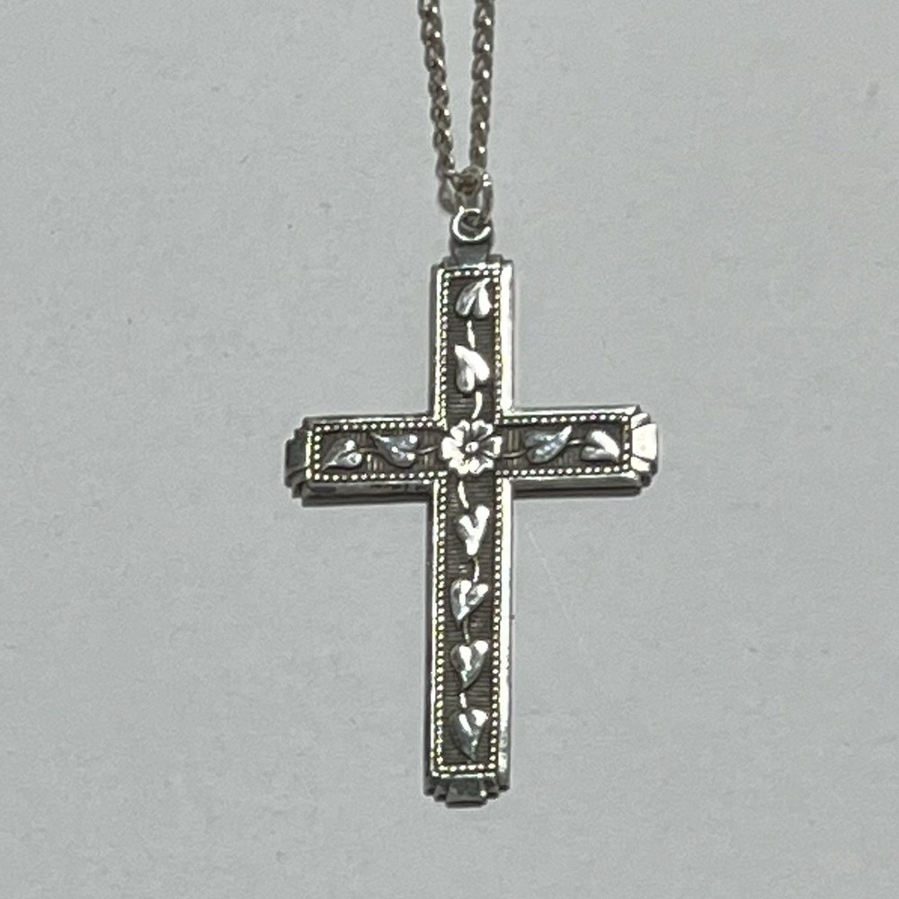 Vintage Sterling Silver 925 Ivy Floral Etched Cross Pendant 18” Necklace