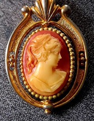 Vintage Estate Jewelry Lot Ussr Laquer Box 18kt H.G.E🔥🔥 Cameo