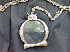 Vintage Silver Tone Magnifying Glass Owl 2” Pendant Necklace 24” Chain