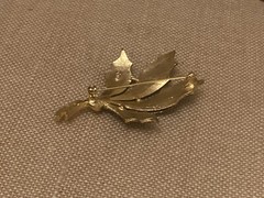 Vintage Lind Gal Oak Leaf Leaves Bouquet Brooch Pin Enameled Botanical Signed