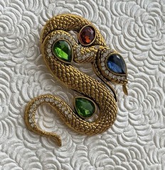 Snake Vintage style brooch / stamped gold tone metal