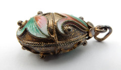 VINTAGE .925 STERLING SILVER OVAL HAND-PAINTED EGG PENDANT, MADE IN RUSSIA