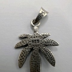 Vintage 925 Sterling Silver Leaf Pendant Marked, 3cm, 1.73g