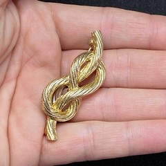 Vintage Brooch GoldTone Rope Twisted Knot Knotted 2.25″ Long