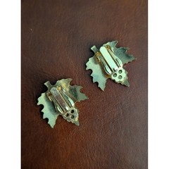 Vintage Gold Tone Maple Leaf Clip On Earrings