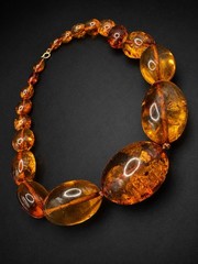 Vintage Baltic Amber Bead Necklace 51.06g Large Cognac Honey Amber Graduated