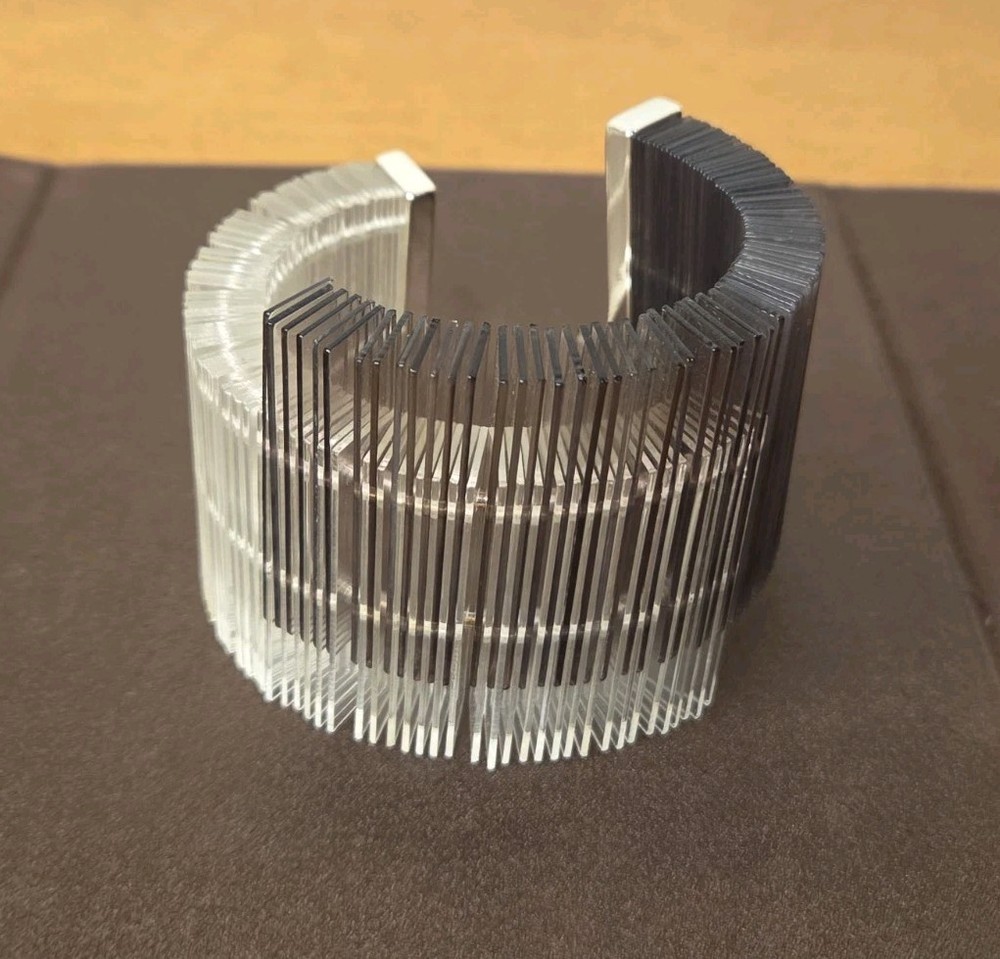 VINTAGE MODERNIST ACRYLIC PLEXIGLASS ASYMMETRICAL BRACELET