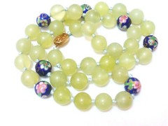 CHINESE VINTAGE CLOISONNE JADE 12mm BEADED NECKLACE, SILVER CLASP