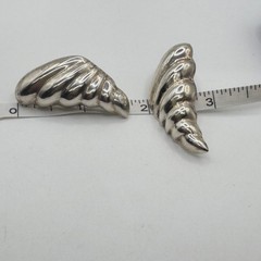 Vintage Sterling Silver Earrings Pierced Puffy Shell Modernist Style 1.75 In 80s
