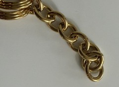 Monet Chunky Gold tone Necklace With Hook Closure . Bright Gold Tone￼