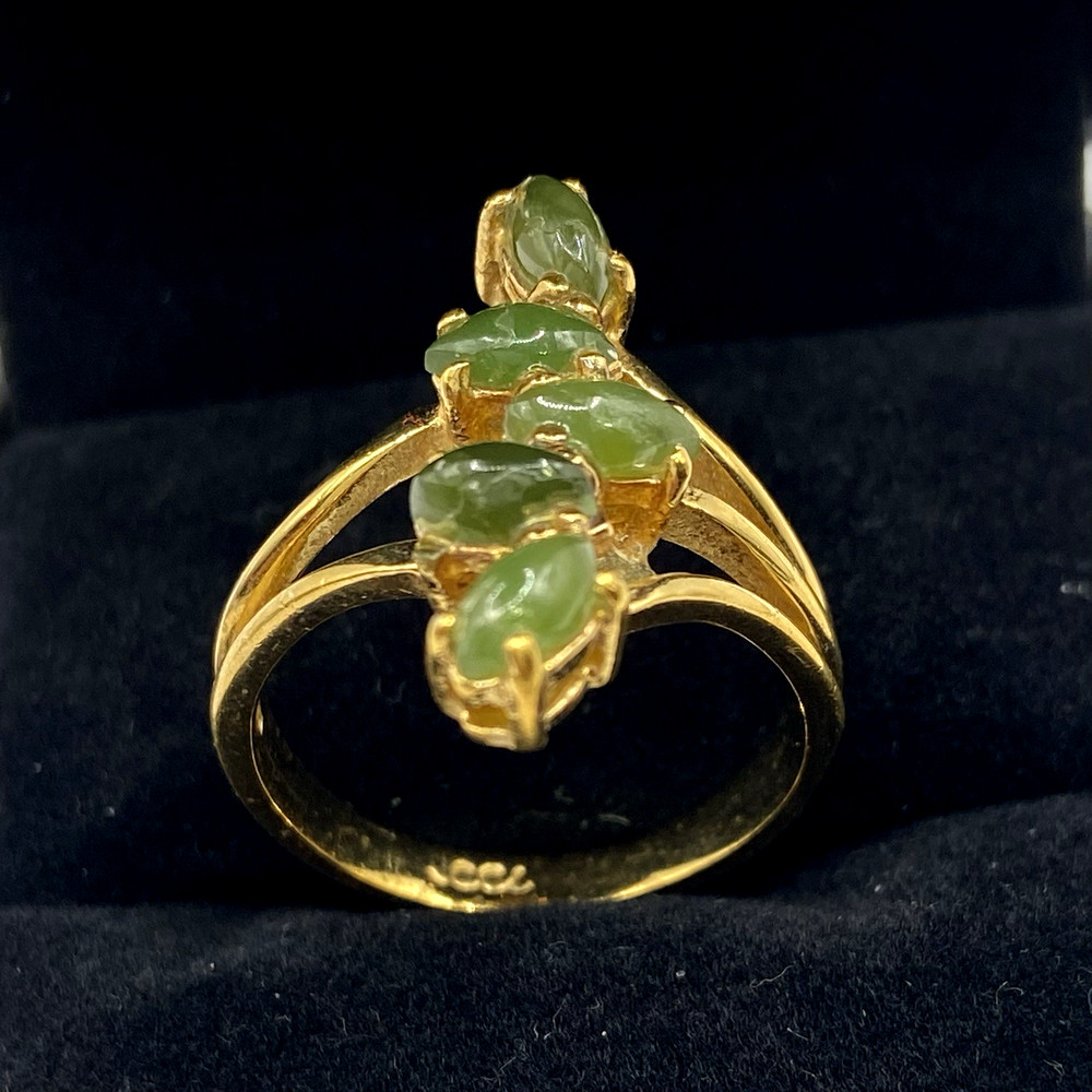 VTG 1970s Jadeite Cluster Ring Gold Tone Marquise Leaf Design Size 7.5 Estate