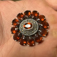 Large Antique Sterling Silver red wine almandine garnet Brooch/pendant 18g
