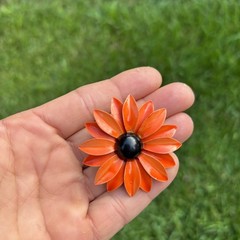 Vintage 1960s Mod Flower Power Enamel Daisy Brooch Statement Piece Summer